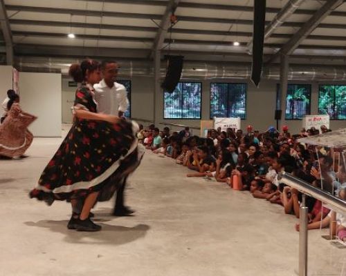 Politécnico Loyola finaliza Ingenium 2023 y celebra el triunfo del Team Armstrong