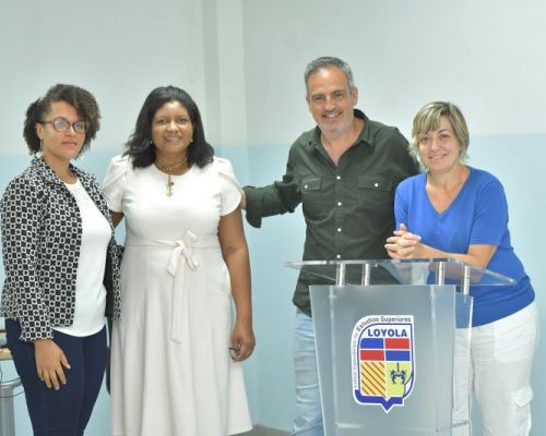 Centro de Emprendimiento y Universidad de España realizan taller de alfabetización mediática