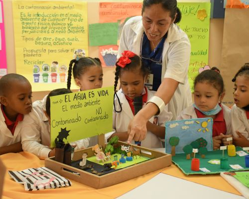 Preprimario IPL realiza miniferia sobre ciencia y medioambiente