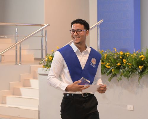 De la perseverancia al éxito: Christian Miranda, el estudiante con el mayor índice académico de la promoción 2024-2025