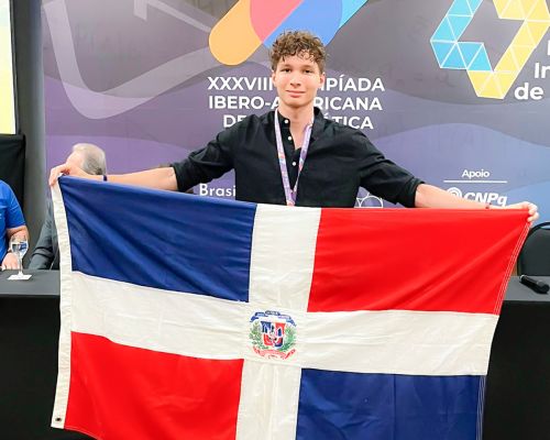 Gianmarco Sangiovanni obtiene medalla de bronce en la Olimpiada Iberoamericana de Matemáticas 2023