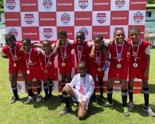 Equipo de IPL gana Torneo Infantil de Fútbol 7