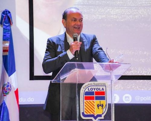 Es dictada en el IPL conferencia “El camino de un emprendedor” 