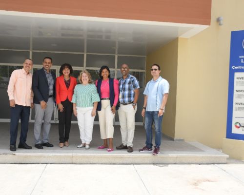IPL recibe visita de la UASD 