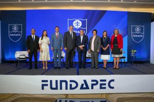 Vicerrectora del IPL participa en conversatorio sobre perspectivas, tendencias y retos de la educación técnica en RD 