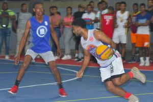 Inauguran Torneo de Baloncesto del IEESL