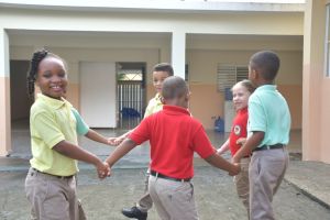 La familia influye en la convivencia escolar de los hijos
