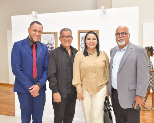  IPL realiza exposición de arte “Ilustraciones Únicas” durante celebración de sus 70 años 