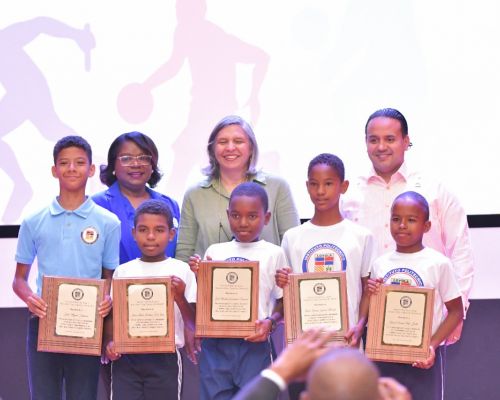 Politécnico Loyola celebra Día del Deportista