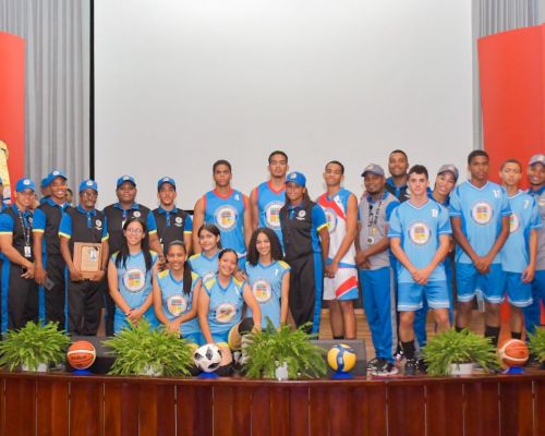 Politécnico Loyola celebra Día del Deportista